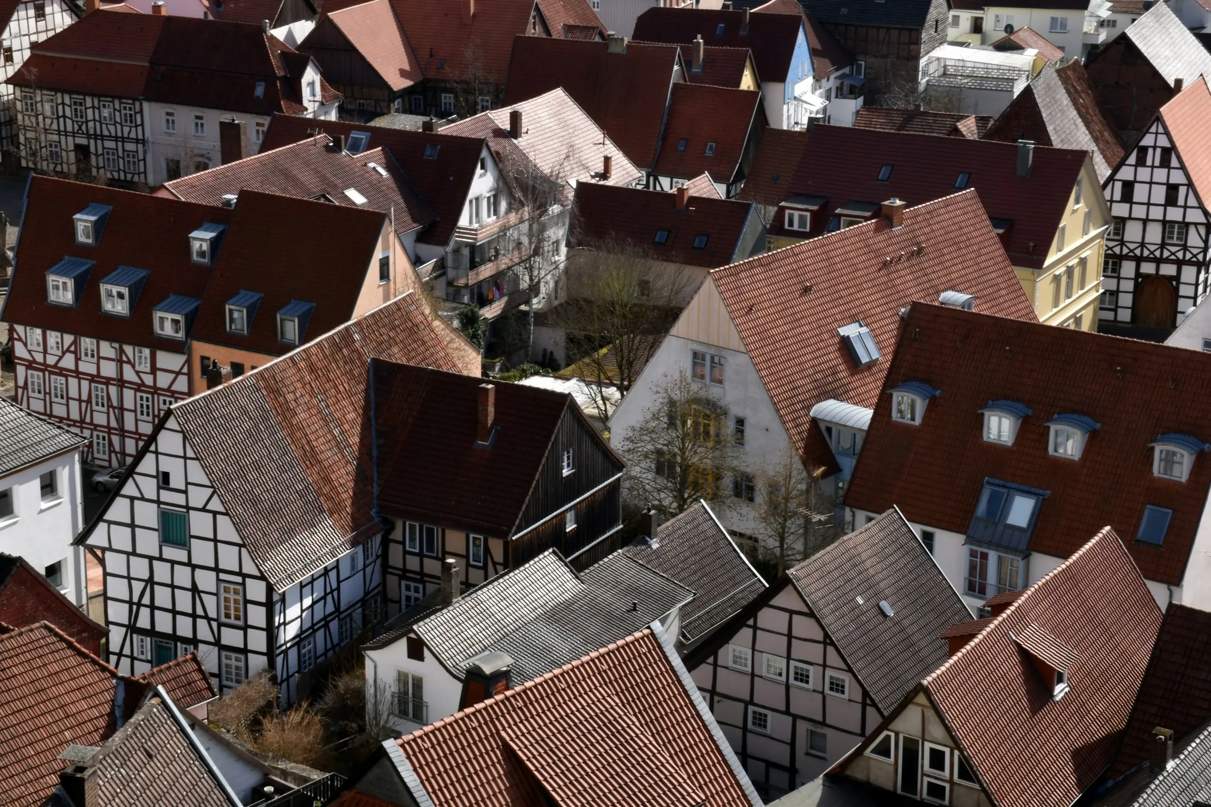 Dächer von Fachwerkhäusern in einer Altstadt
